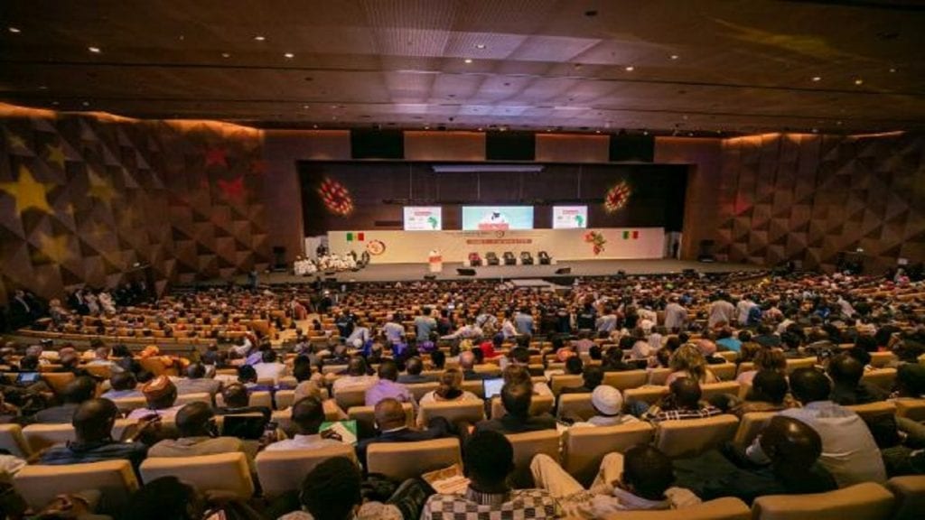 La salle plénière au Centre international de Conférence Abdou Diouf où s'est déroulé le Forum de Dakar 2018. © Forum international de Dakar